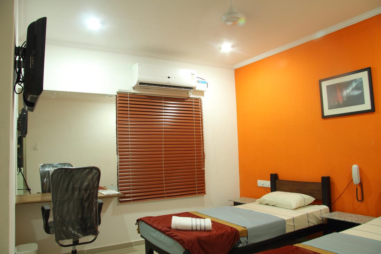 Deccan Comforts Haiderabad Buitenkant foto